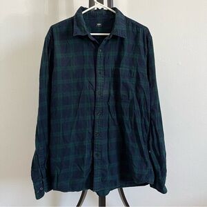 Uniqlo Green and Blue Plaid Button-Up Shirt